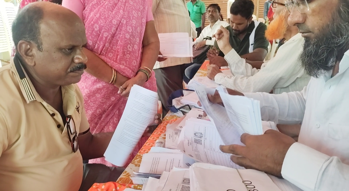 एसआयआरला मुदतवाढ; 8 ऑगस्टपर्यंत गृहभेटी व पडताळणी; पाहा संपूर्ण वेळापत्रक
